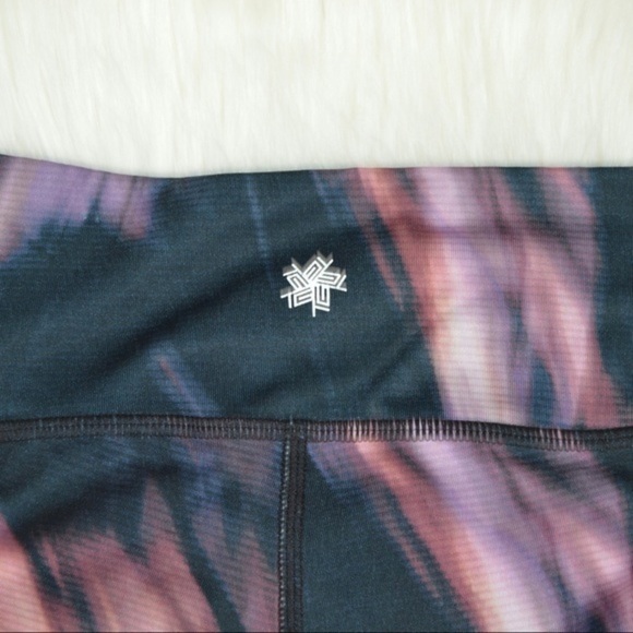 Tek Gear Watercolor Print Drytek Workout Capris, Mesh Insets, Small - Picture 7 of 7